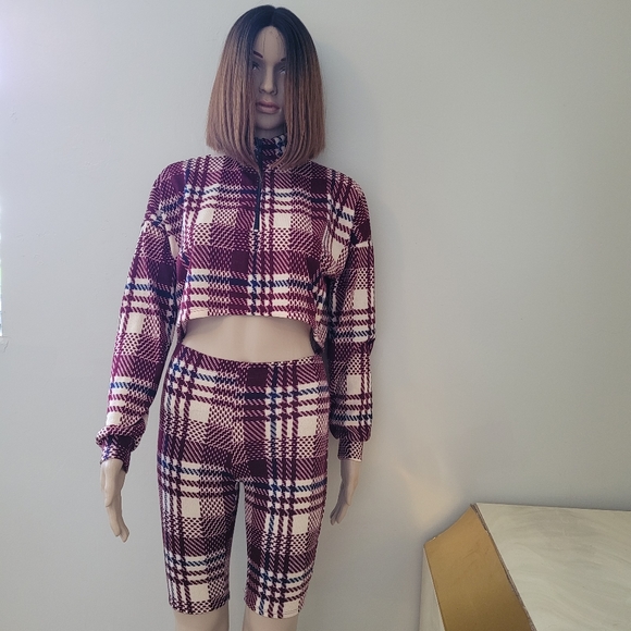 Burgundy Striped Plaid Cropped Short Set - Picture 4 of 8